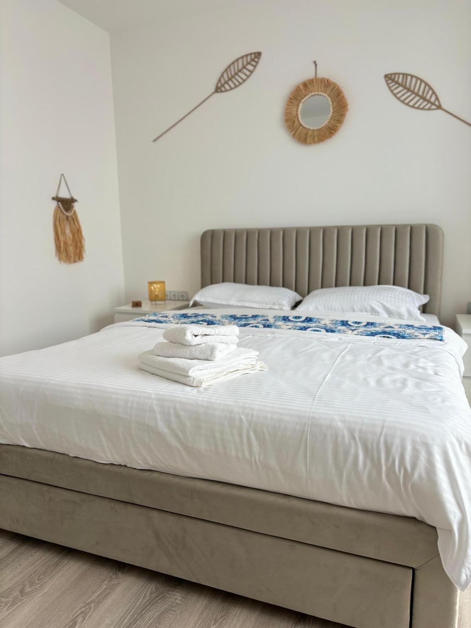 Amos Apartment-Ultracentral-Free Parking คลูจ-นาโปกา ภายนอก รูปภาพ